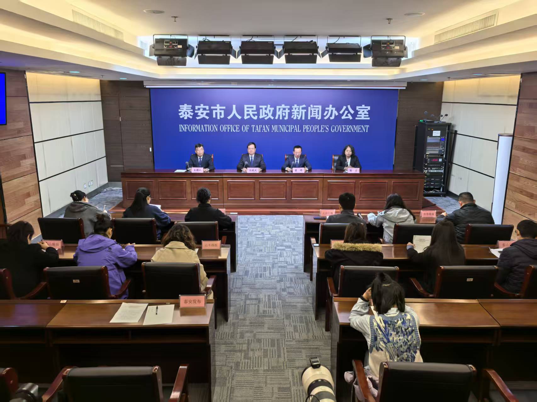微信图片_20251027151409_1160_124.jpg 微信图片_20251027151409_1160_124.jpg