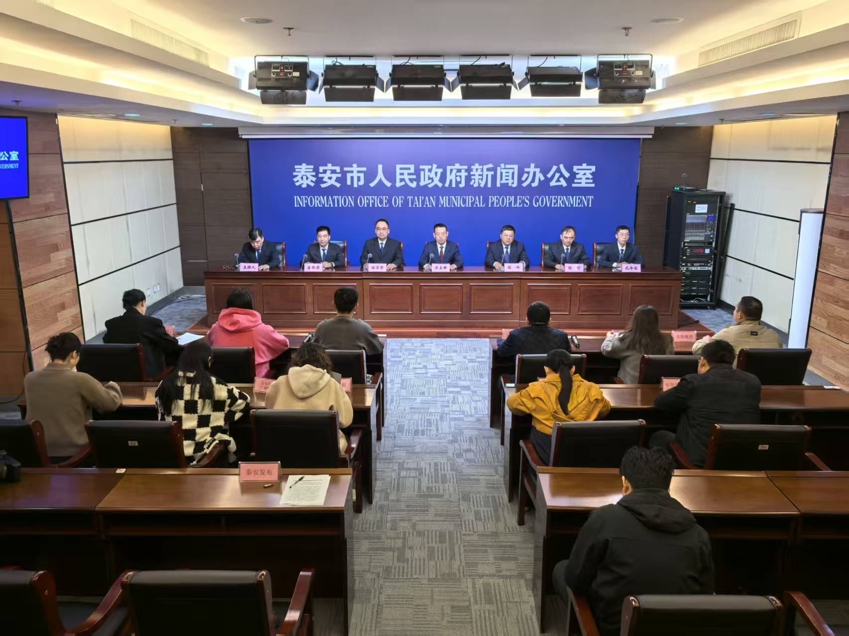 微信图片_20251105101307_1235_124.jpg 微信图片_20251105101307_1235_124.jpg