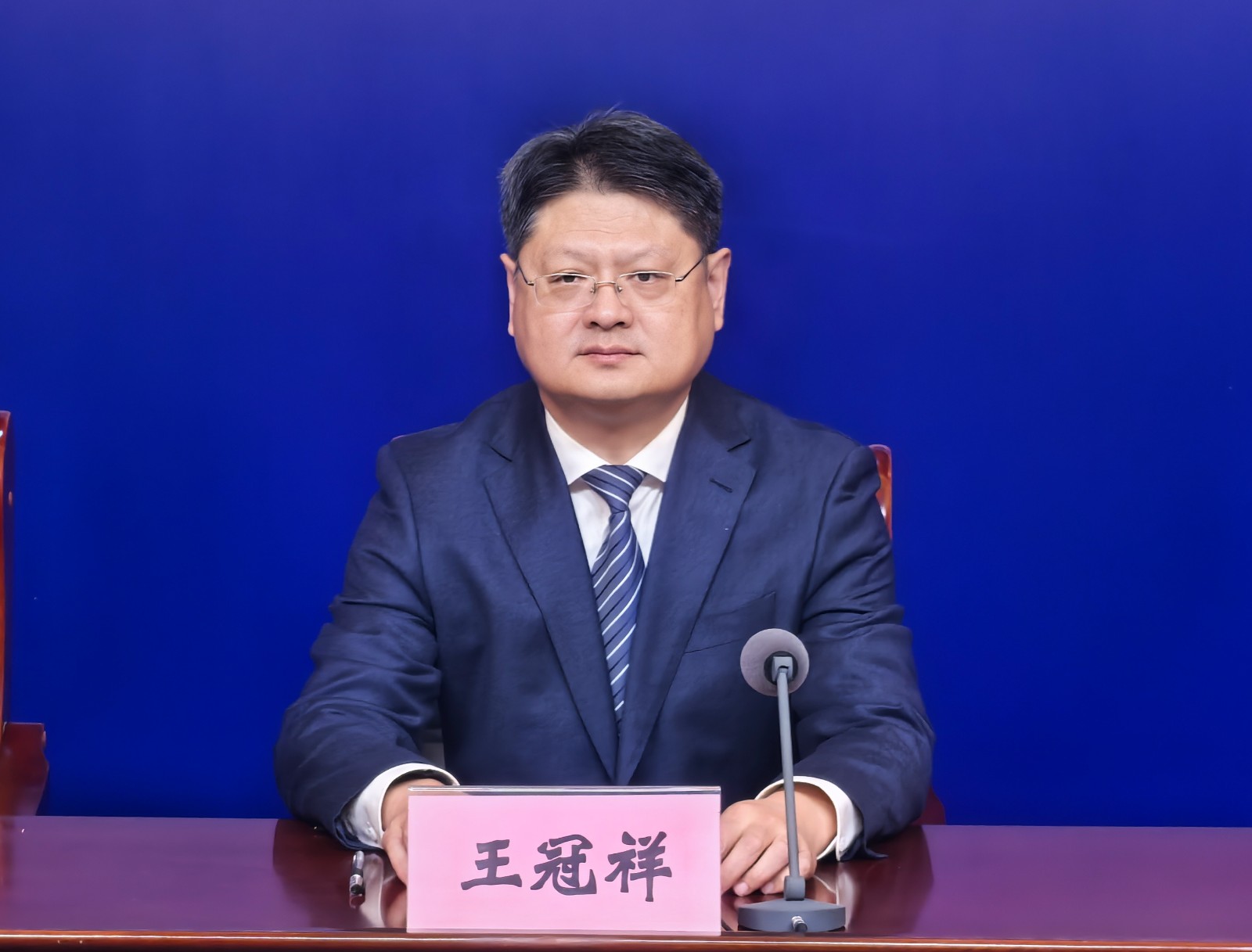 微信图片_20251126162341_1472_124.jpg 微信图片_20251126162341_1472_124.jpg