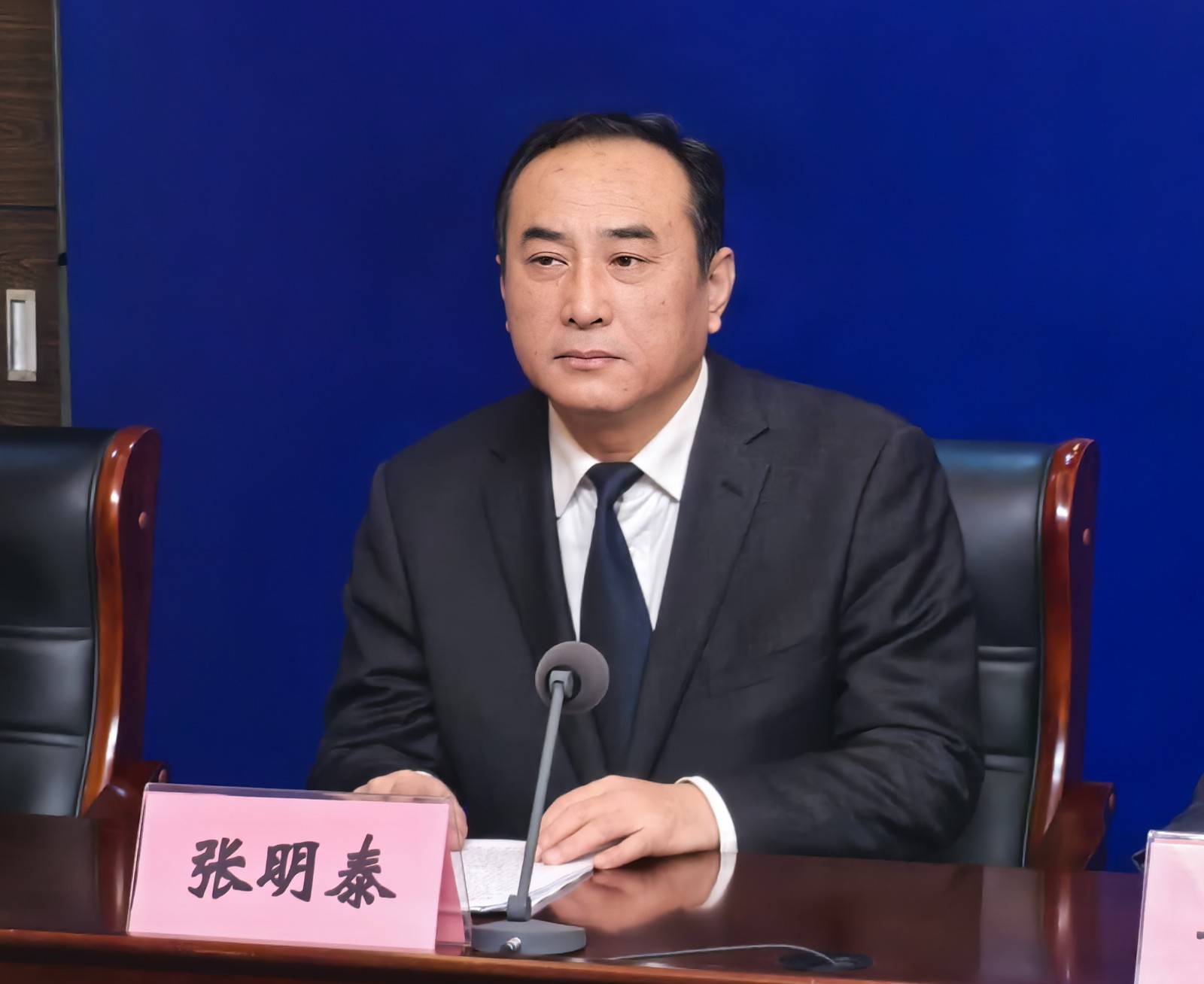 微信图片_20251126162345_1473_124.jpg 微信图片_20251126162345_1473_124.jpg