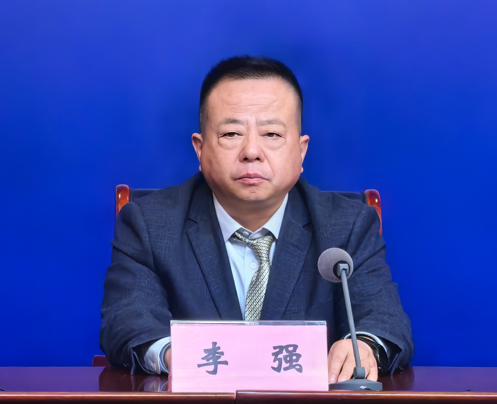 微信图片_20251126162337_1471_124.jpg 微信图片_20251126162337_1471_124.jpg