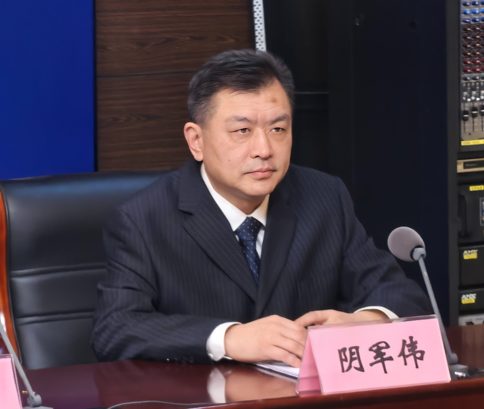 微信图片_20251126162356_1476_124.jpg 微信图片_20251126162356_1476_124.jpg